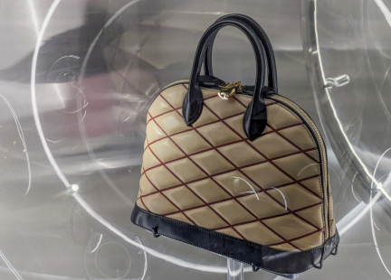 Louis Vuitton Journeys-032834825